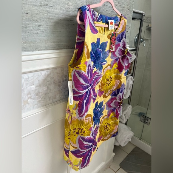 NWT new XL FARM Rio Anthropologie quilted shift dress sleeveless floral yellow - Picture 8 of 17